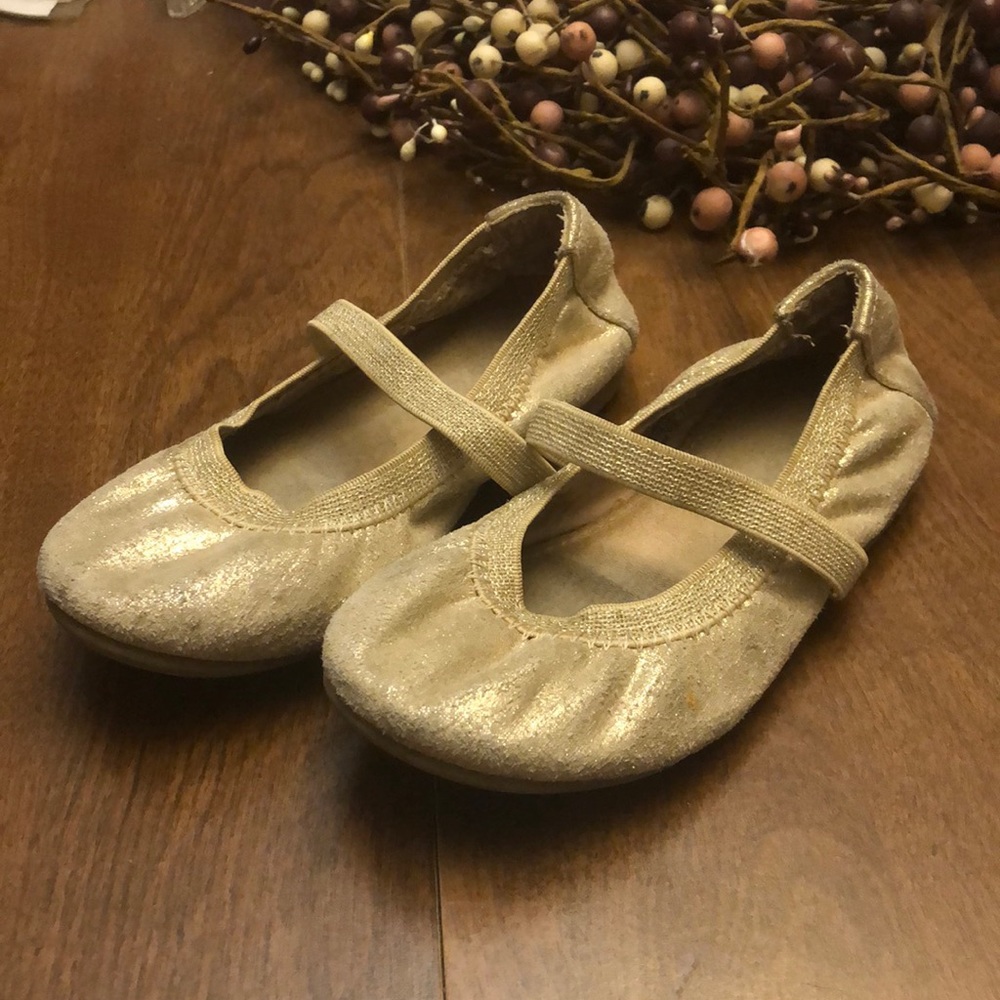 🦋Olive & Edie Gold Sparkle Ballet Flats